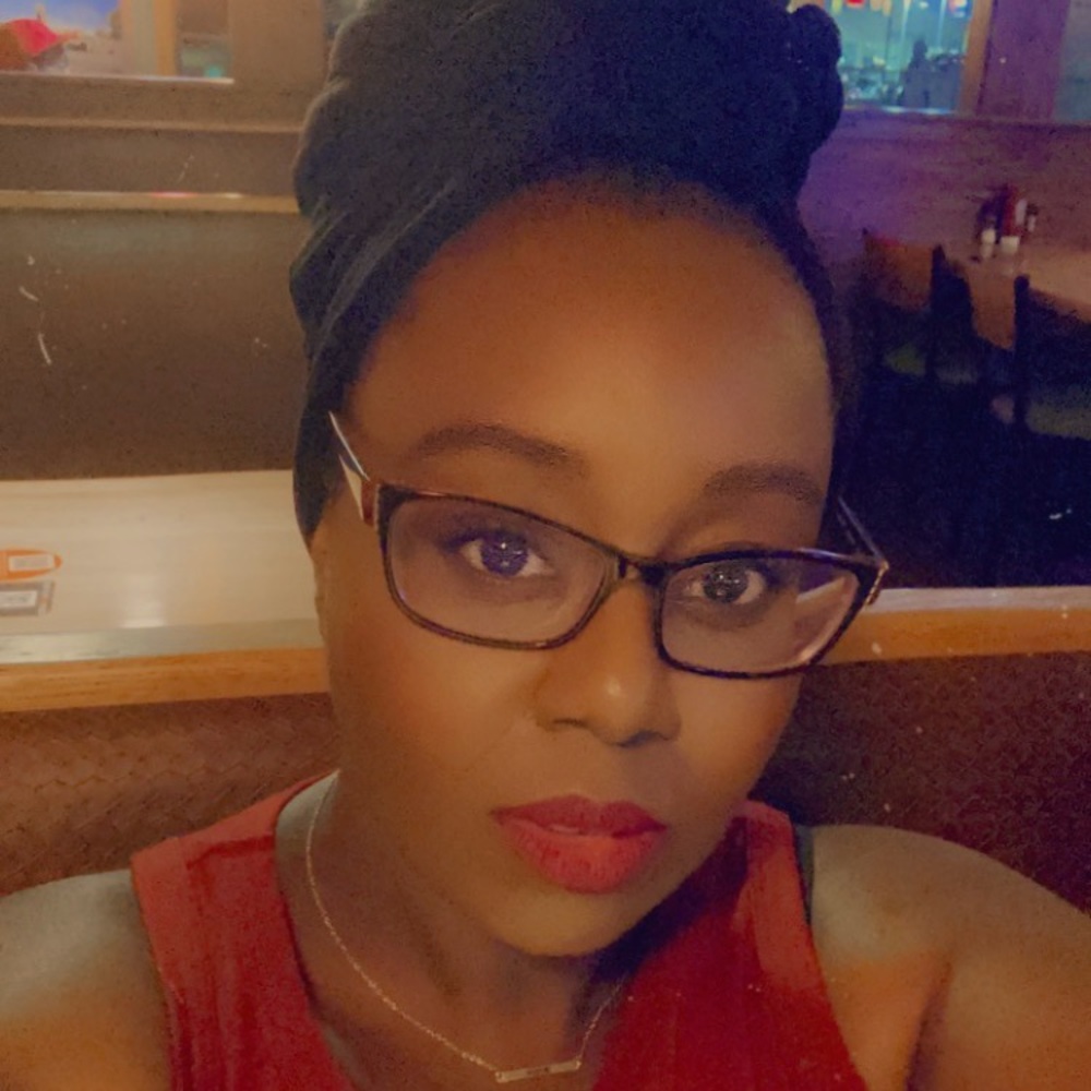 Meet your Posher, Vonnie